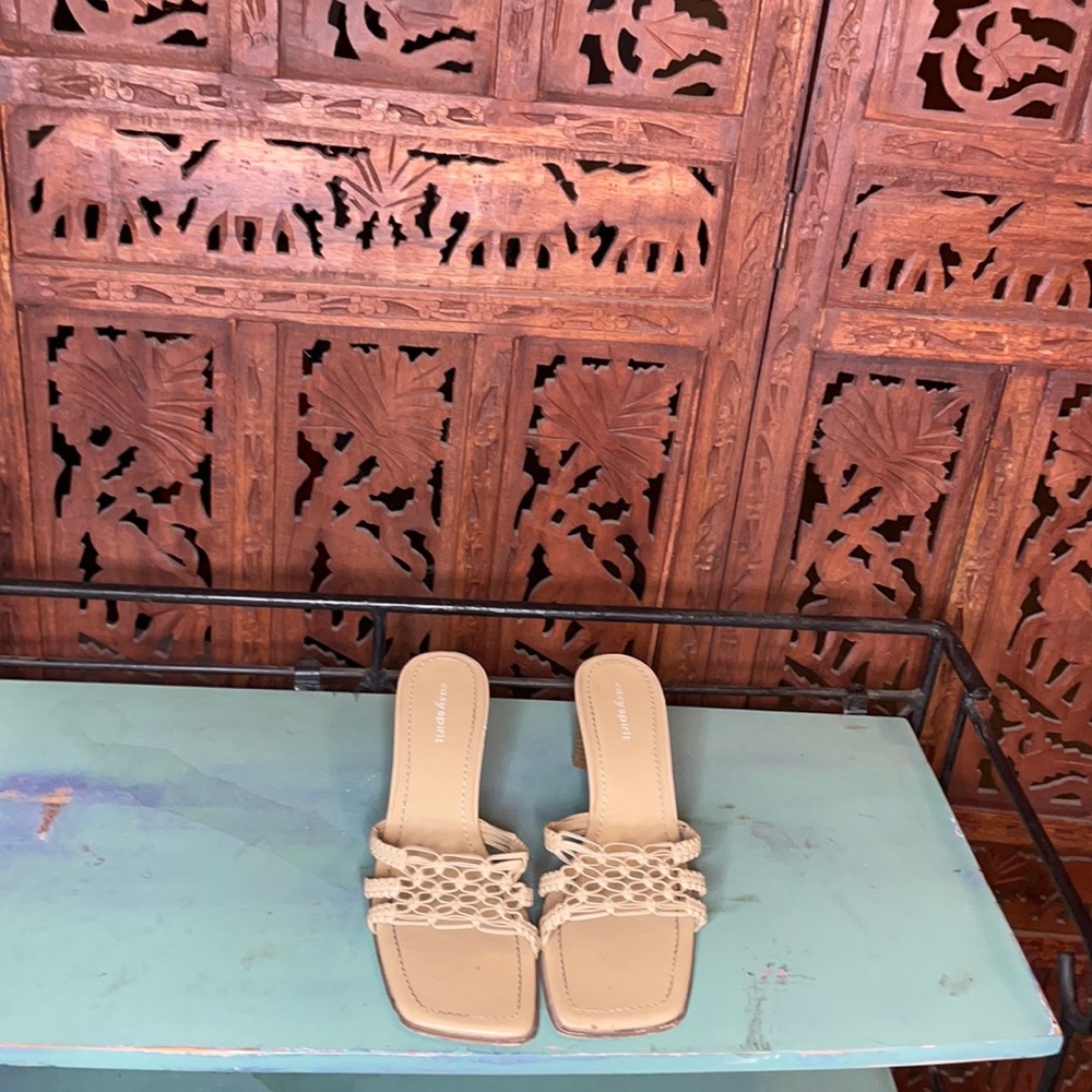 Easy spirit wedges size 8.5